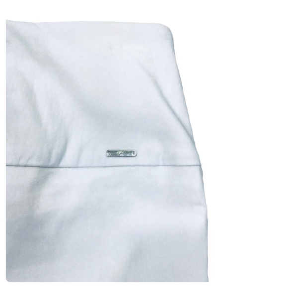 UP! Canada - “Thincredible” Lycra 22” Bermuda Shorts - Size 8 - Picture 7 of 11